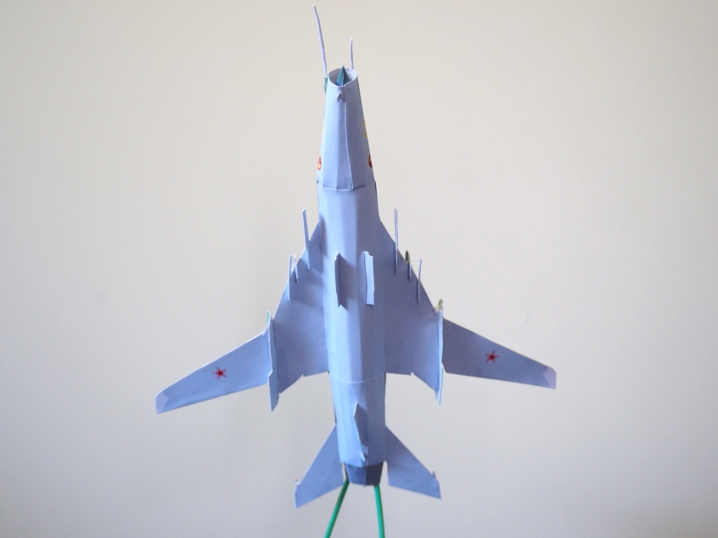 Su-17_FitterC_Ver1_btm.jpg