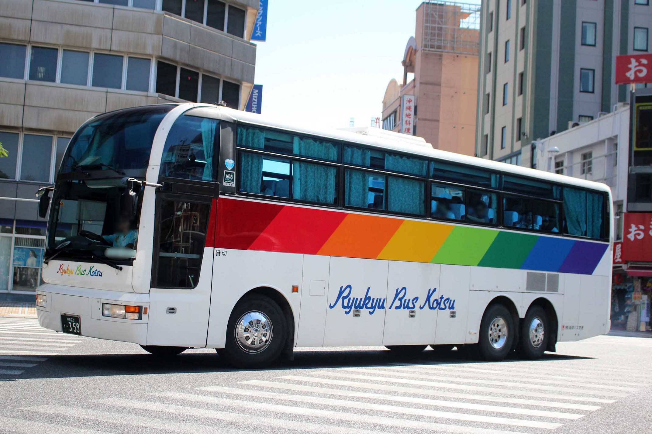 琉球バス交通 き359