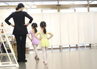 Ballet Studio Fleurs2