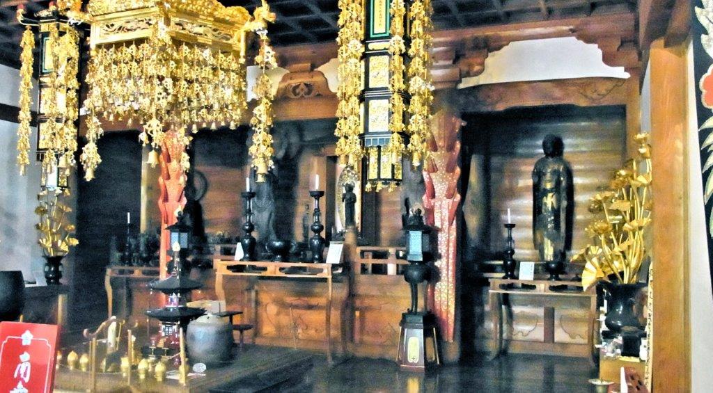265興善寺古写真：長野若穂保科～清水寺・本堂に安置されている石位寺旧蔵の諸仏