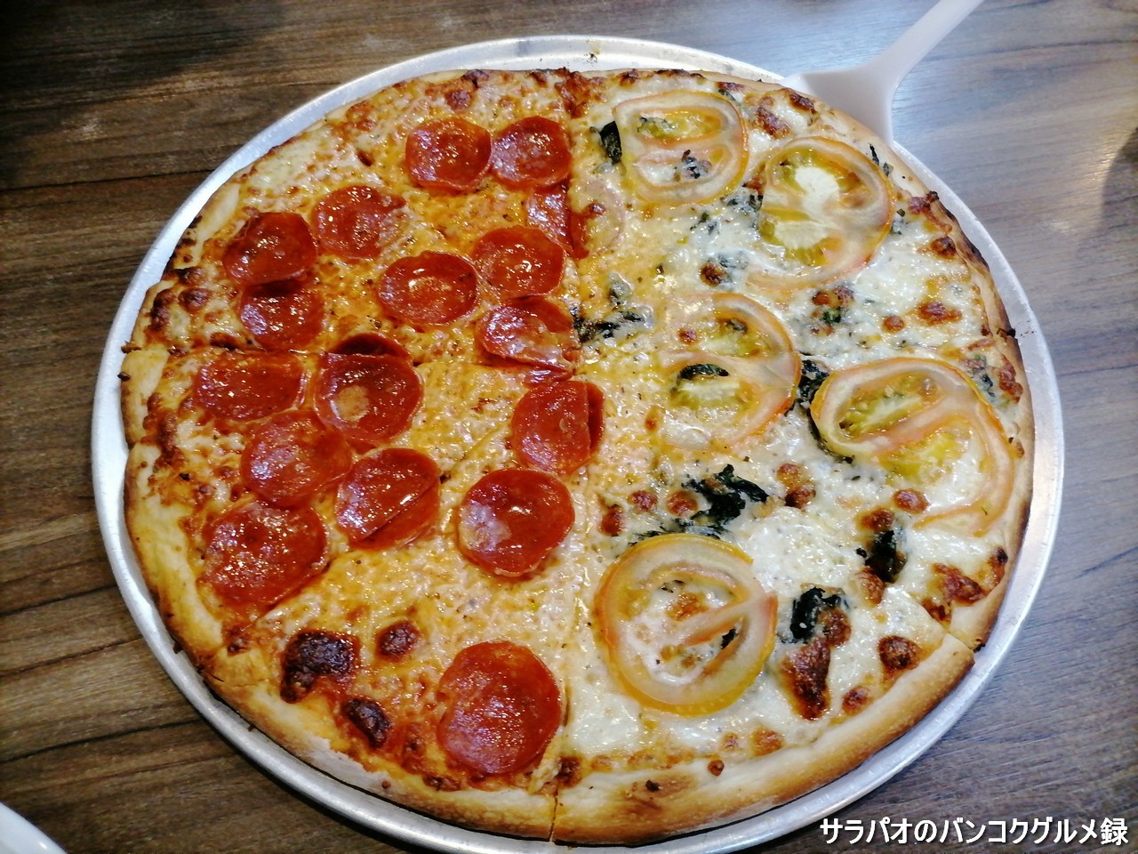 ニューヨーク・ピザハウスはパタヤにあるニューヨークピザ専門店
