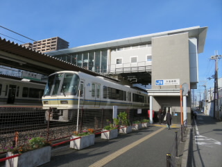 大阪JR関西本線大和路線おおさか東線久宝寺駅