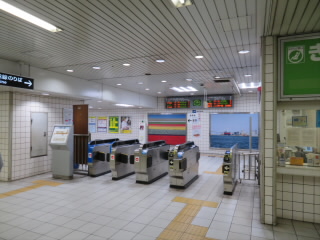 大阪JR東西線新福島駅