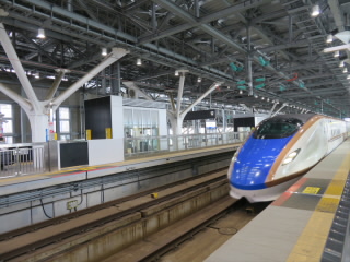 富山あいの風とやま鉄道JR高山本線北陸新幹線富山駅