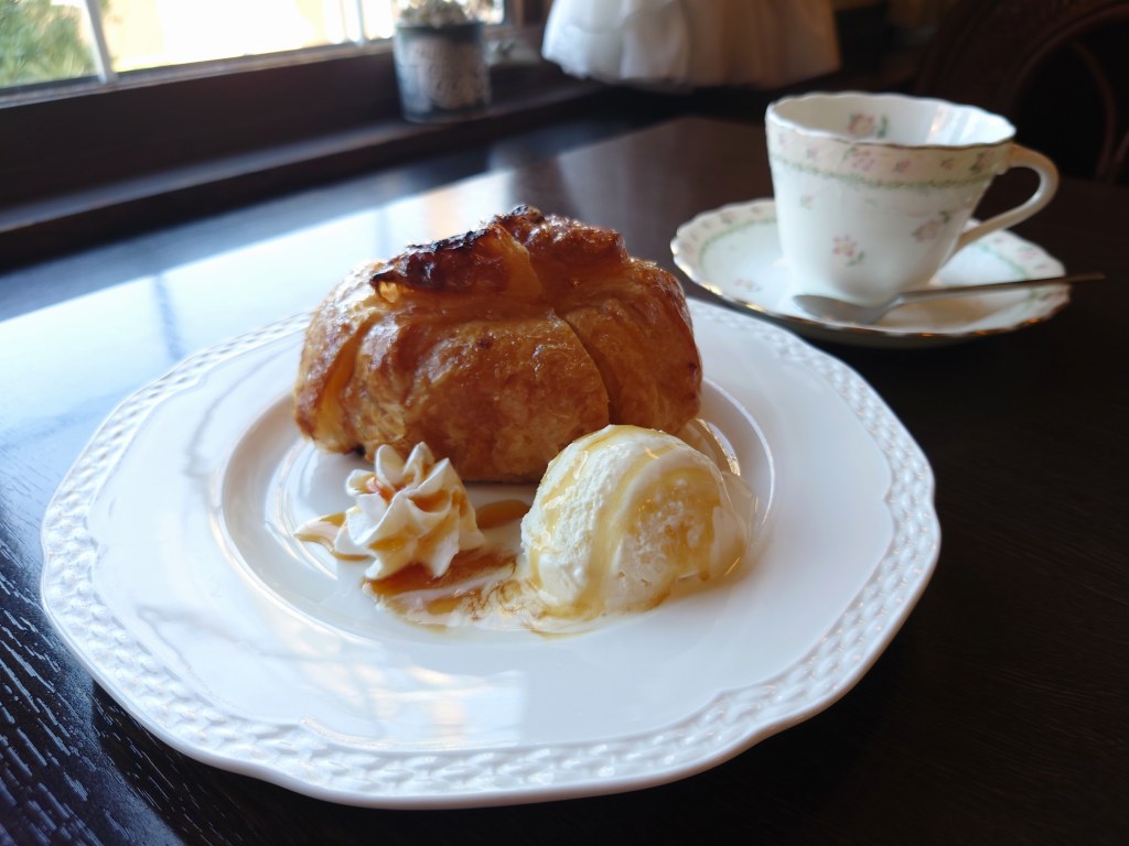 「喫茶アップル(大分県別府市)」店内焙煎コーヒーと人気のアップルパイ