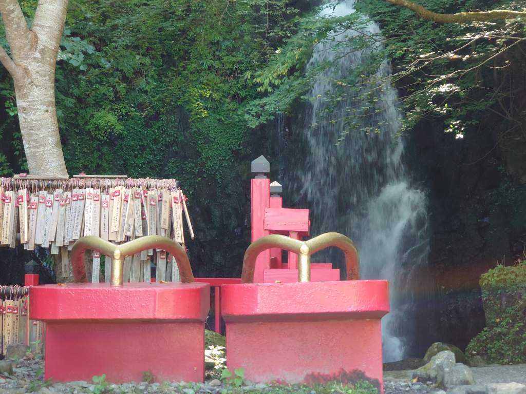 「天狗の滝(熊本県九重町)」桂茶屋そばにある願いをかなえてくれる滝